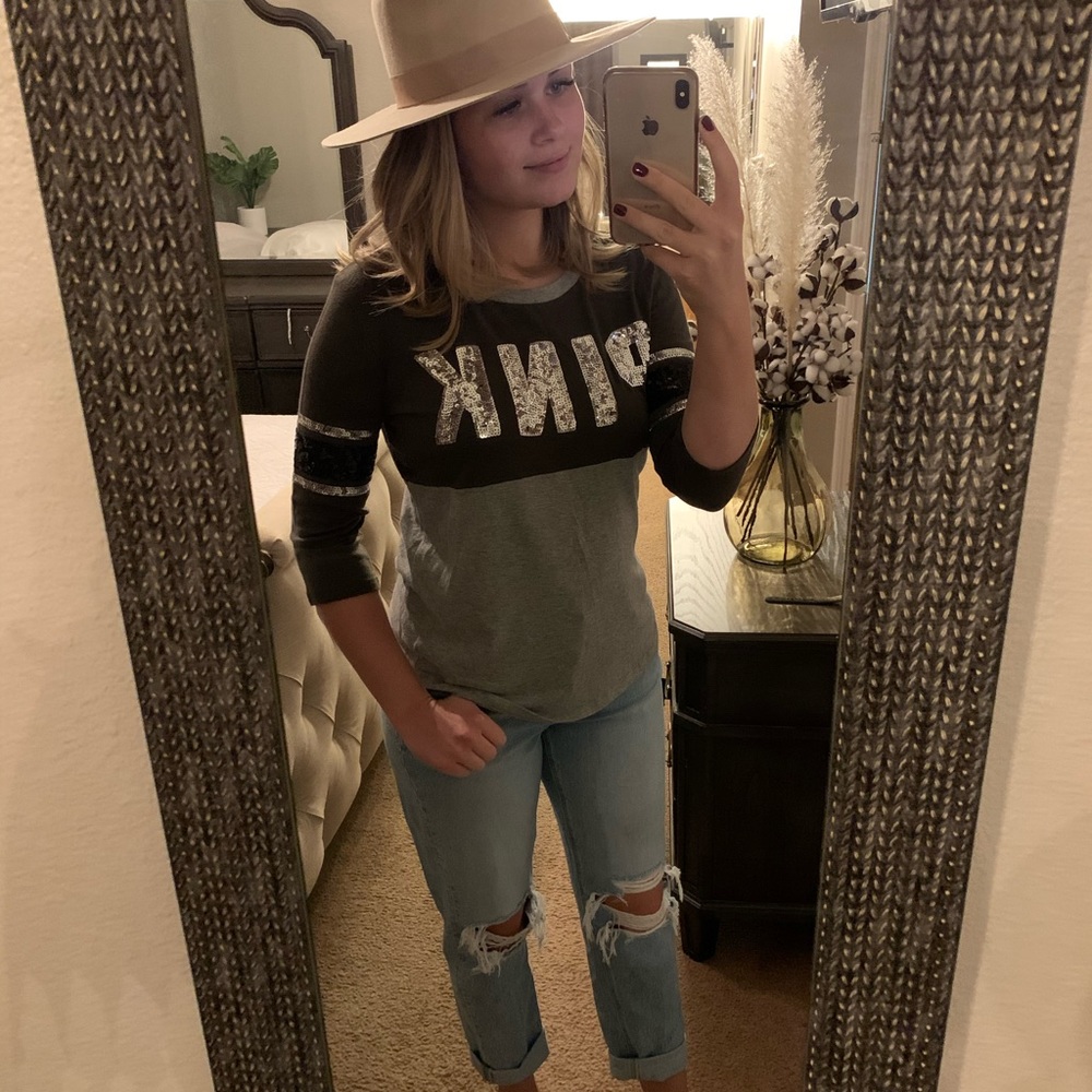 PINK / Victoria Secret Shirt